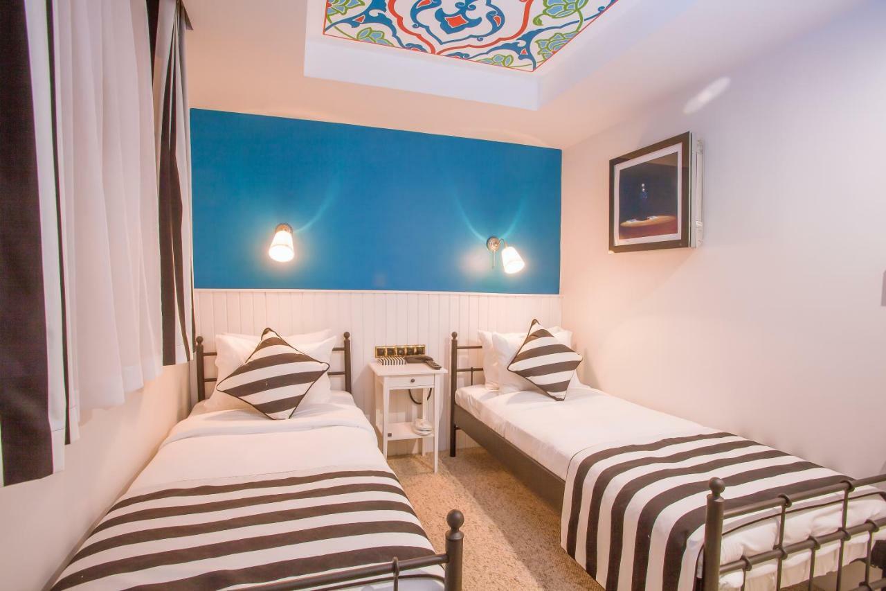 Araf Hotel Коня Екстериор снимка