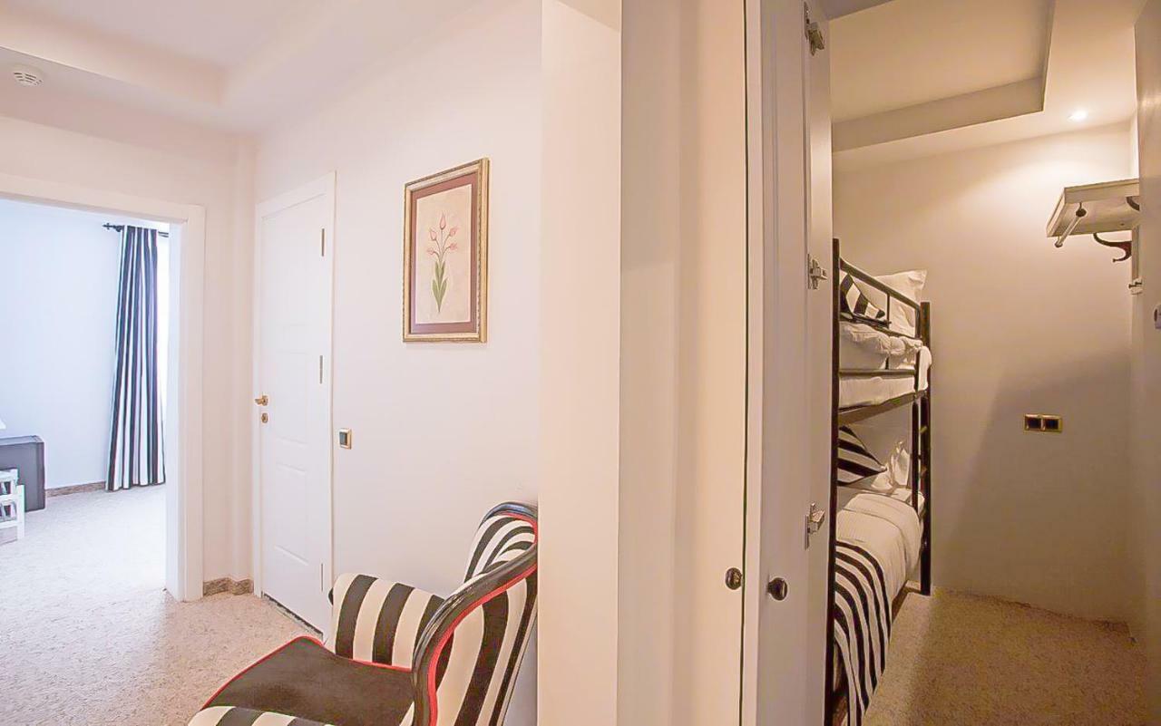 Araf Hotel Коня Екстериор снимка