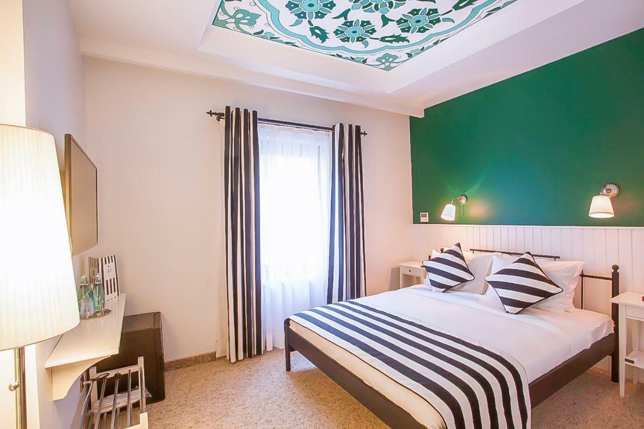 Araf Hotel Коня Екстериор снимка