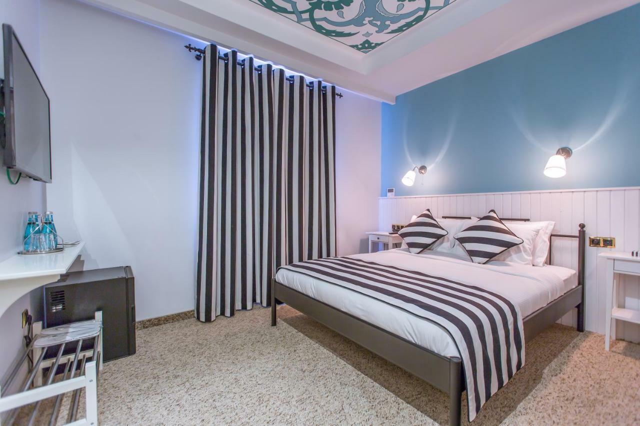 Araf Hotel Коня Екстериор снимка